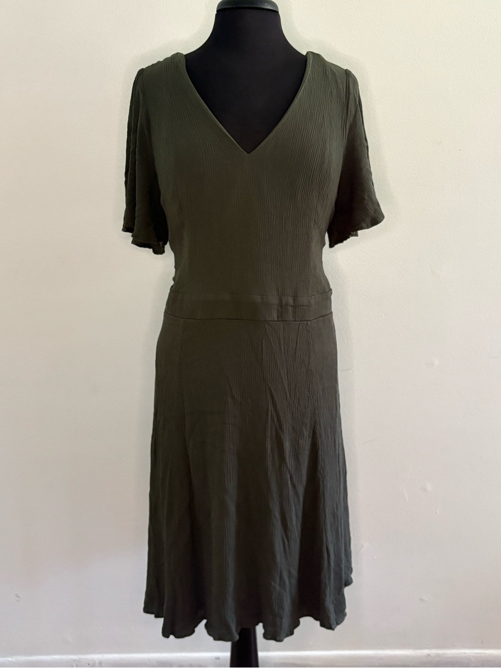 torrid Olive Green V-Neck Flutter Sleeve Midi Dress 3